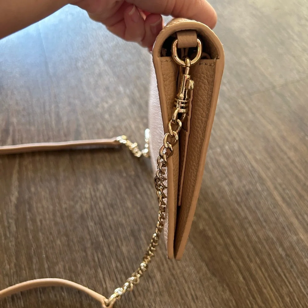 Oroton Avalon - Foldover Chain Crossbody - Picture 15 of 16